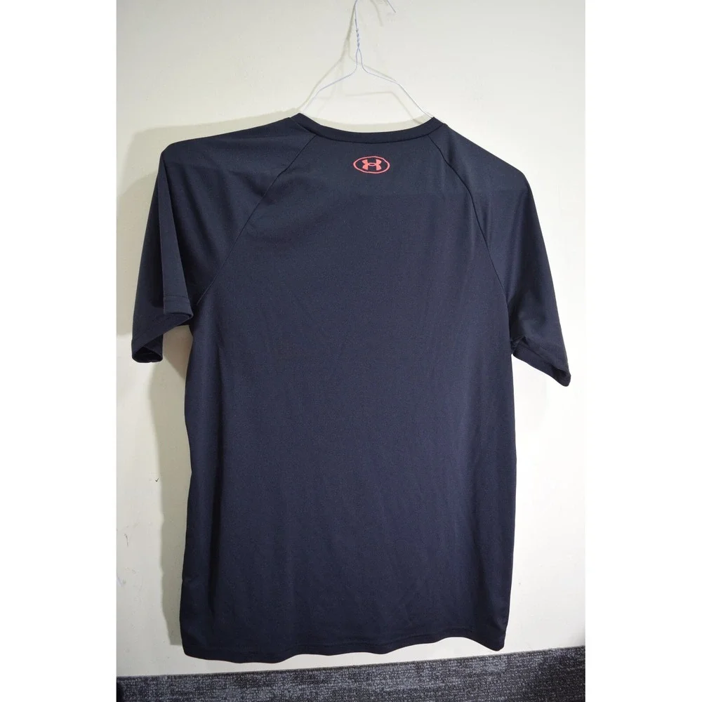 Under Armour HeatGear YOUTH XL Black Graphic T-Shirt READ